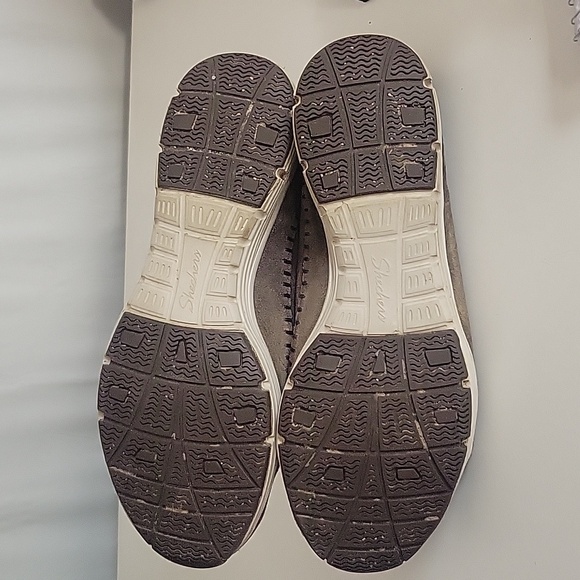 Women's Skechers Shoes Air-Cooled Memory Foam Size 8.5 brown - Picture 7 of 11